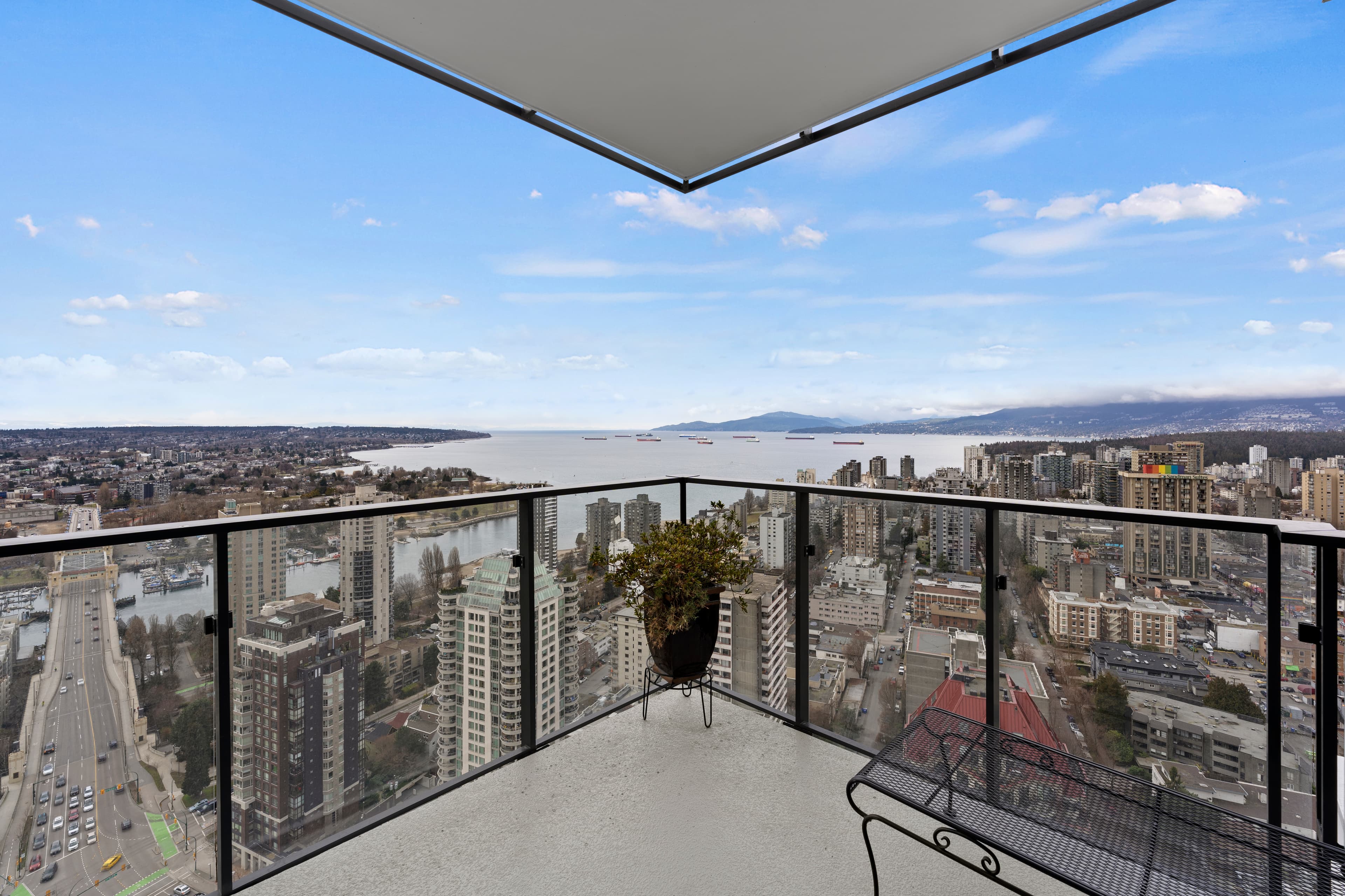 1289 Hornby Street - Photo 11