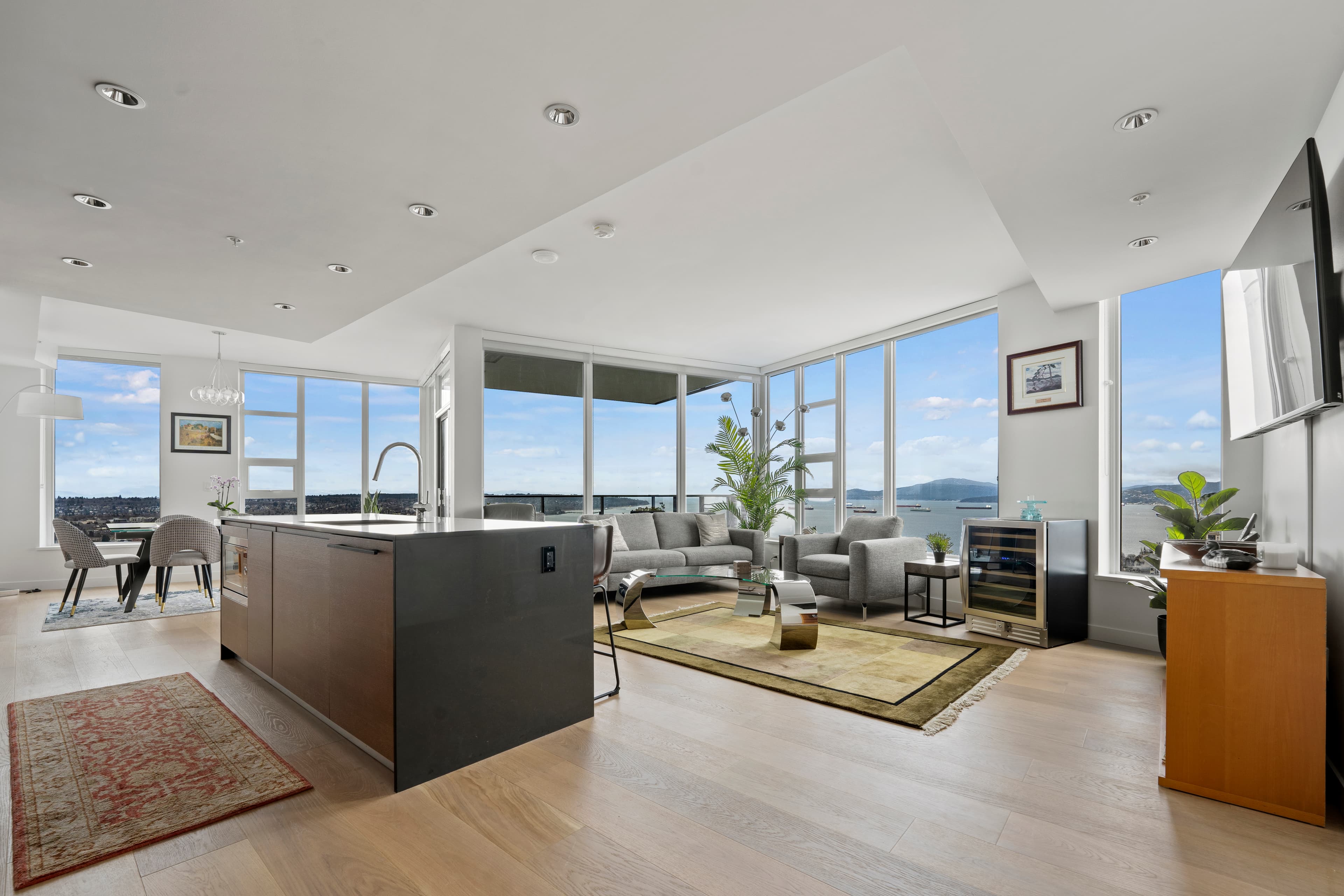 Modern interior living space - 1289 Hornby Street